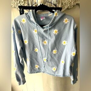 No boundaries crop top sweatshirt  size large girls 11-13
